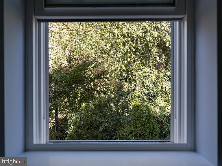 704 Miller St — Photo 19