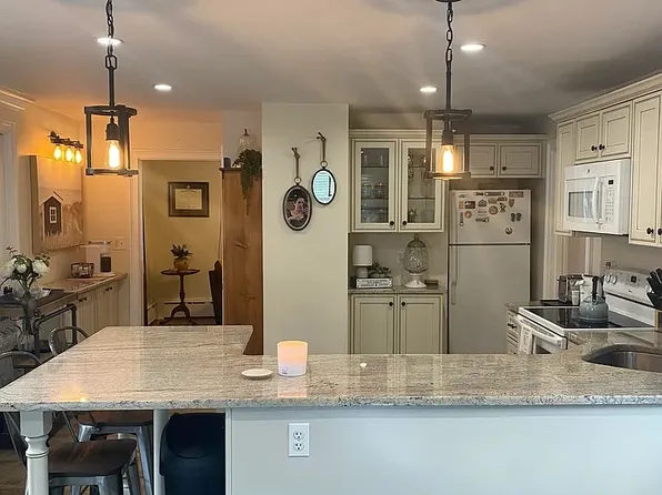 155 Wheelock Ave #1, Millbury, MA 01527