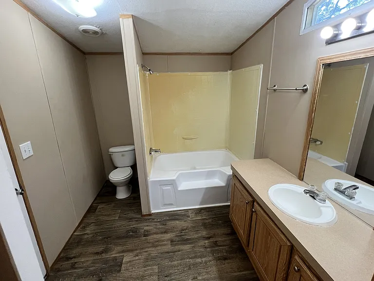 16852 County Road 1525garden Oaks #3 — Photo 8