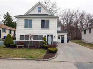 36 Sampson Ave, North Providence, RI 02911