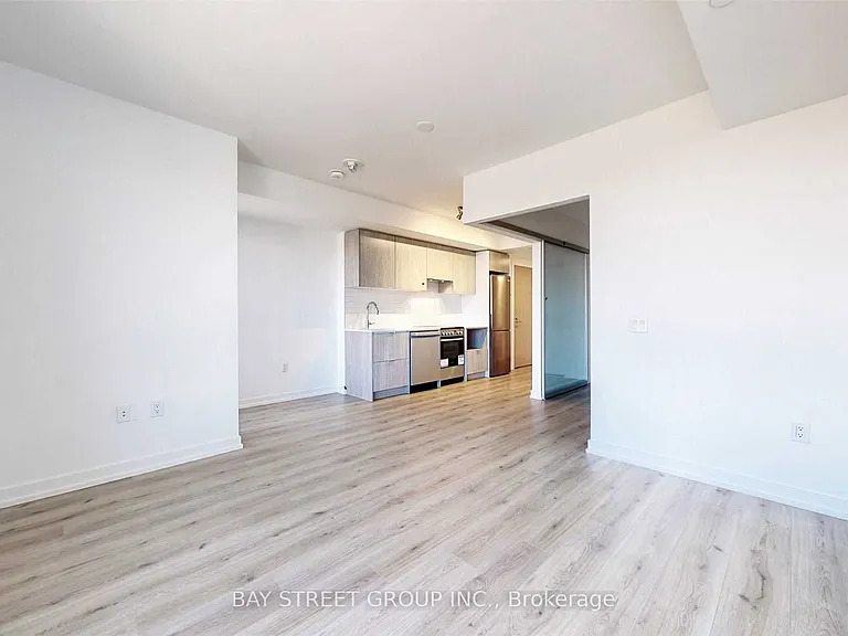 395 Bloor St E #4906 — Photo 8