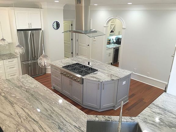 Renovated Chef's Kitchen