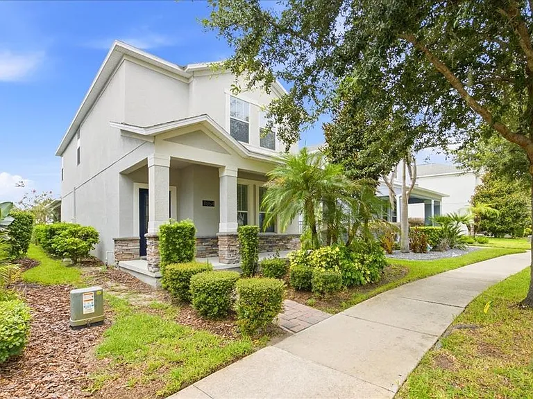 11854 Sonnet Ave — Photo 1