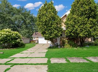 324 River St, Depew, NY 14043