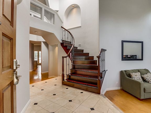 4th image of 11439 Cypress Woods Dr