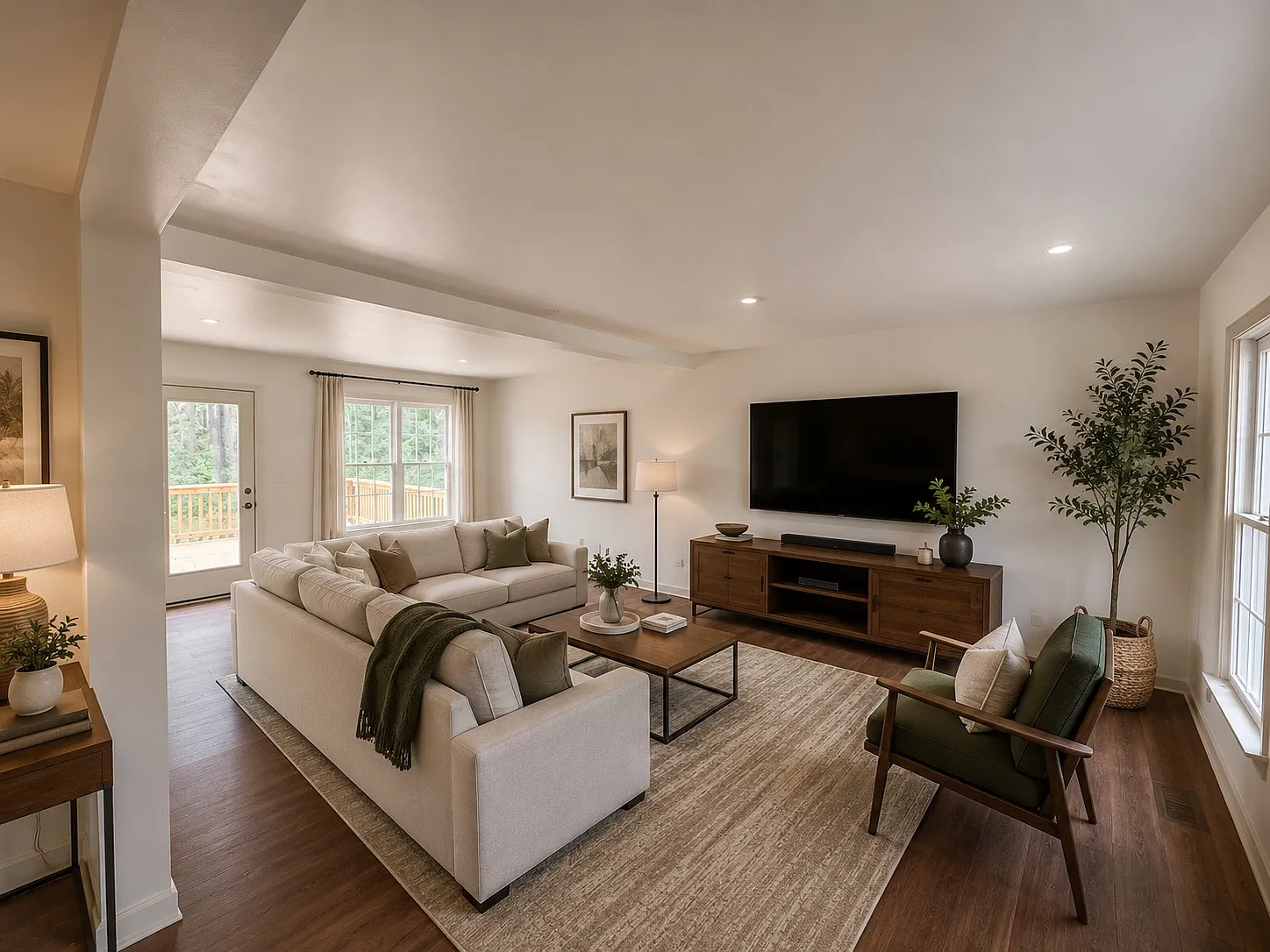 4 bed, 2.5 bath, 1824 sqft, $4,000 — Photo 4