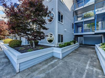 2244 13th Ave W APT 204, Seattle, WA, 98119
