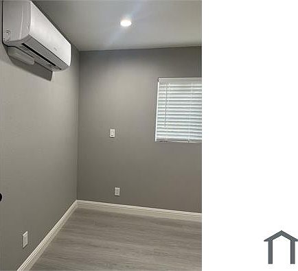 5th image of 3202 Marten Ave #2