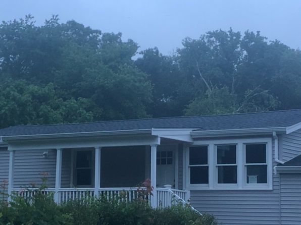 11 Hemlock St