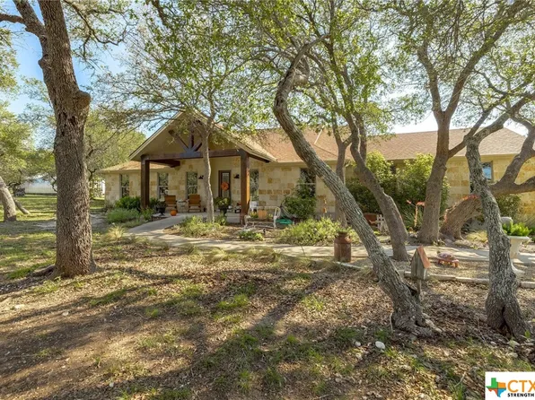 80 County Road 208, Florence, TX 76527