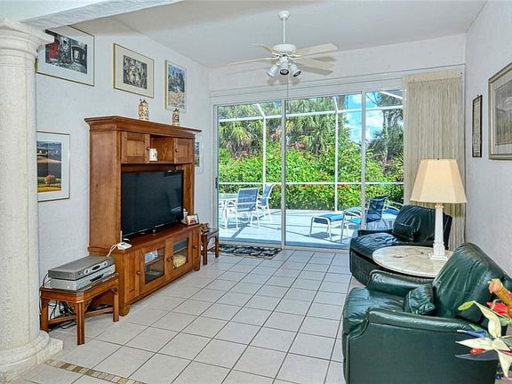 5th image of 9409 Forest Hills Cir