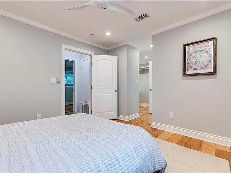 5027 Lansing Dr — Photo 14