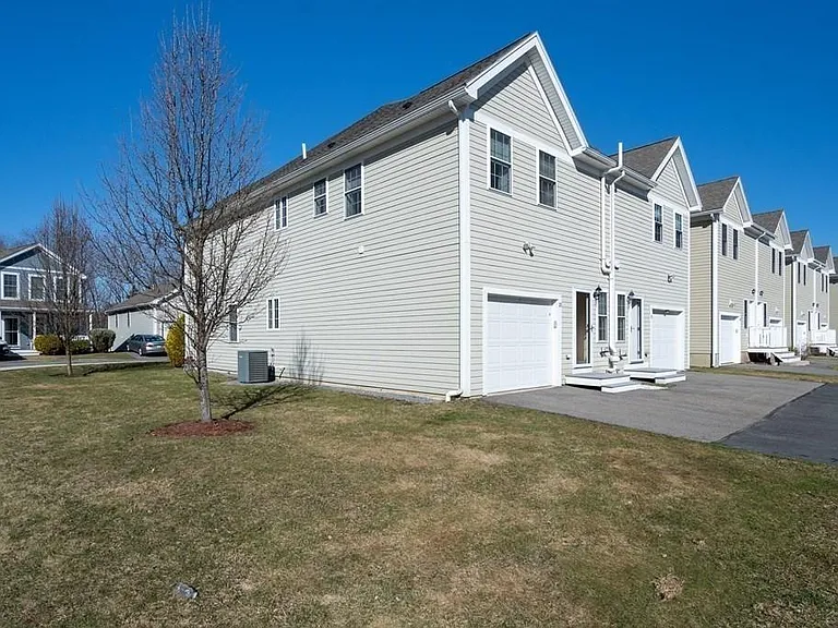 20 Denworth Bell Cir — Photo 30