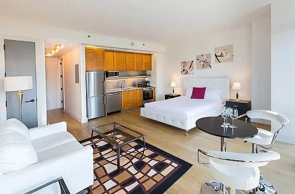 Rented by The KCI Group | media 30