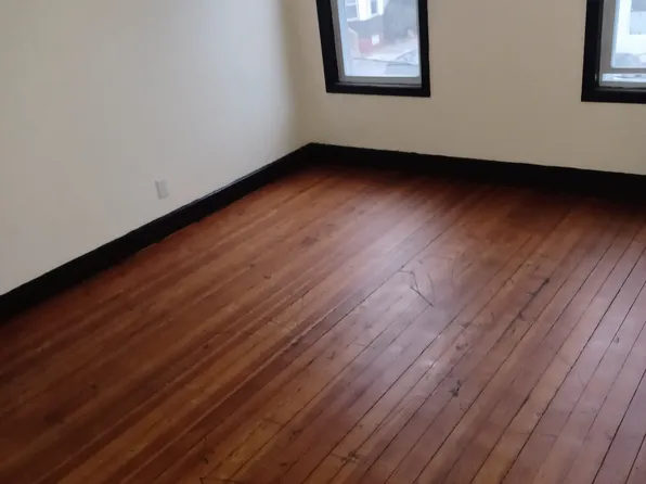 9 Albany St APT 2, Lynn, MA 01902
