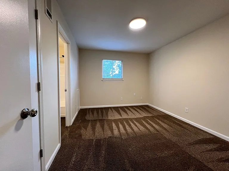 Stone Ridge Apartments- Convenient Location — Photo 30
