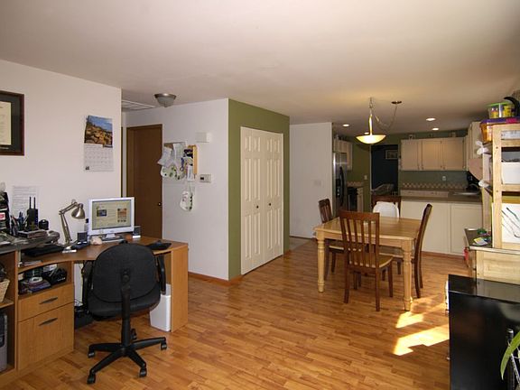 5th image of 4311 Cedar Ct SE