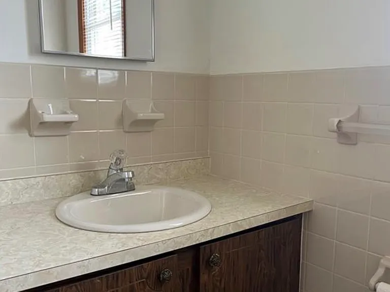 6 Daniel Ct #A — Photo 7