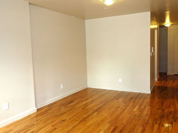 2nd image of 165 E 115th St APT 2A