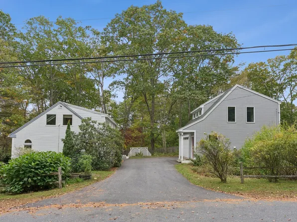 4 Sandy Beach Road, Freeport, ME 04032
