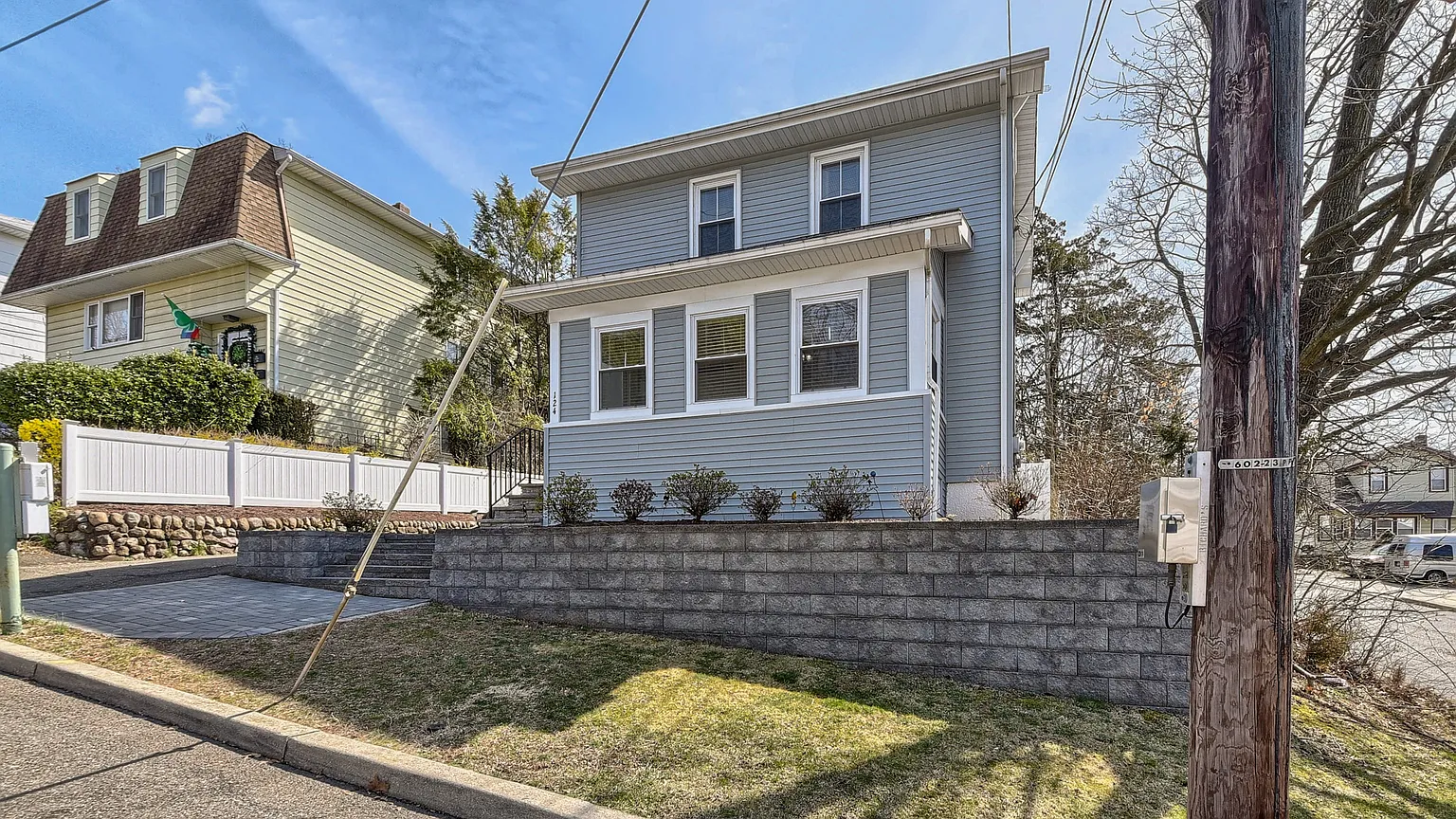 124 N 17th St photo 1