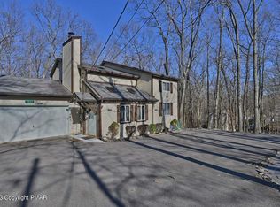 3233 Stonehenge Dr, East Stroudsburg, PA