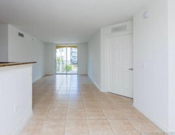 4th image of 13780 NE 3rd Ct APT 201