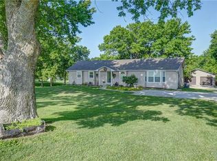 16125 Highway E Hwy, Lexington, MO 64067