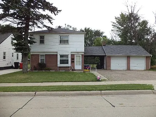 18565 Beechwood St Photo 1