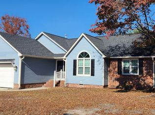 258 Kenwood Dr, Fayetteville, NC 28311