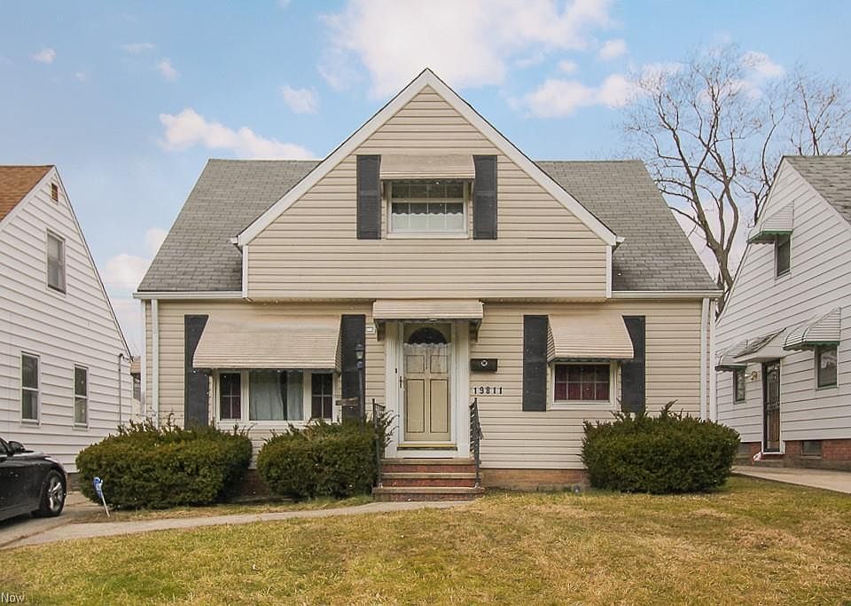 1st image of 19811 Gardenview Dr