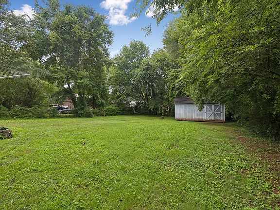 2nd image of 109 Red Berry Rd