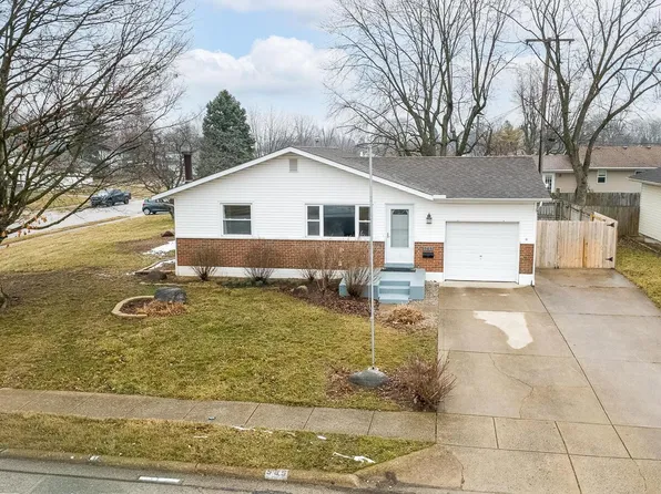 585 Hillsdale Dr, West Jefferson, OH 43162