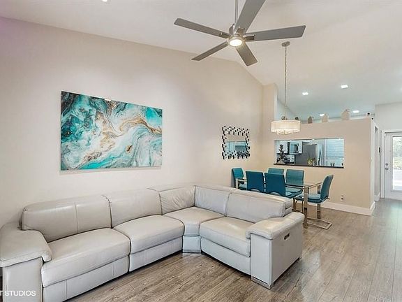 5th image of 3052 S Oakland Forest Drive #2104