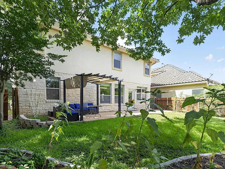 15324 Interlachen Dr — Photo 35