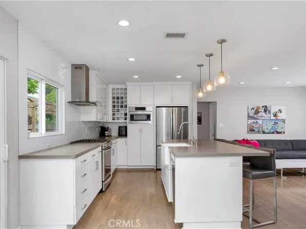 5202 E Conant St, Long Beach, CA 90808