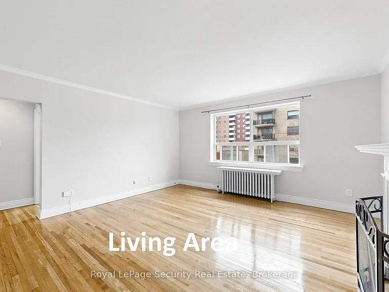35 Raglan Ave #208 — Photo 8