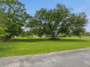 W Claude St, Lake Charles, LA 70605