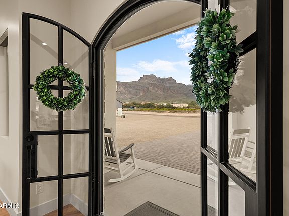 2nd image of 590 S Sun Rd