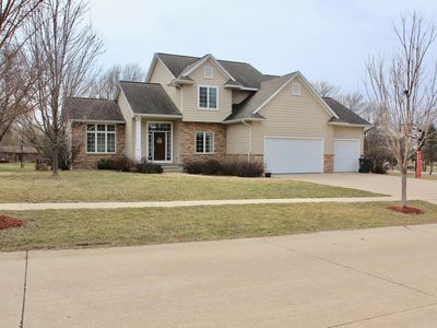 5719 Shiloh Ln NE, Cedar Rapids, IA, 52411