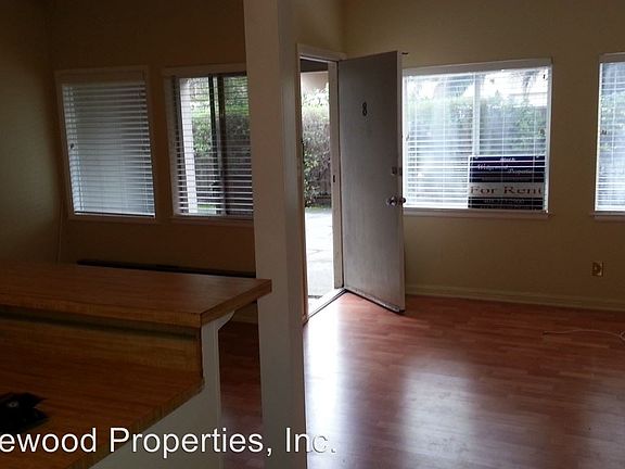 2nd image of 136 Carlton Ave APT 8
