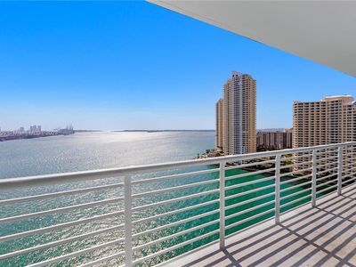 335 Biscayne Blvd #1112, Miami, FL, 33131