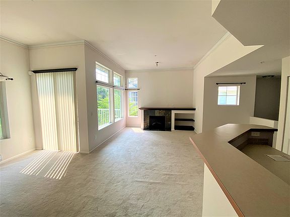 4th image of 21404 40th Pl S Unit F