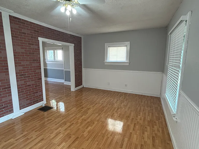 24 Kratochwill St — Photo 9