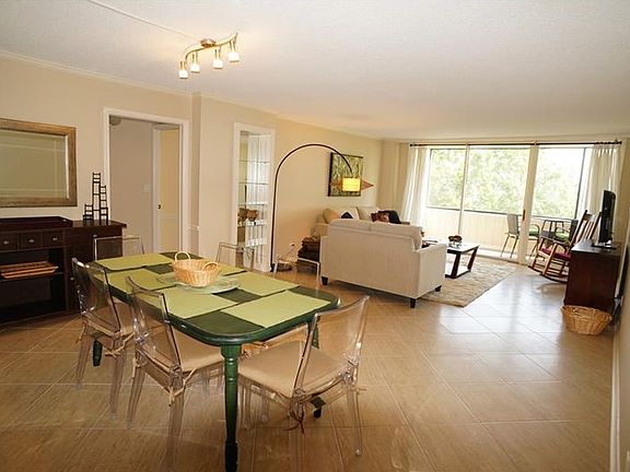 2nd image of 2617 Cove Cay Dr Unit 301
