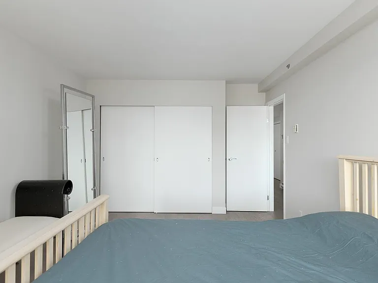 1008 Beach Ave #503 — Photo 8