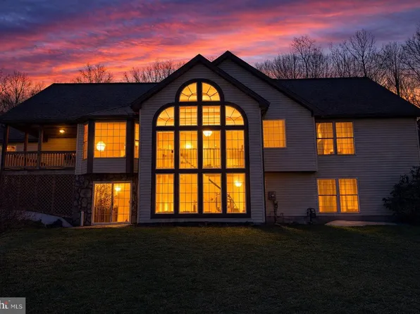 19322 Old Dans Rock Rd SW, Frostburg, MD 21532