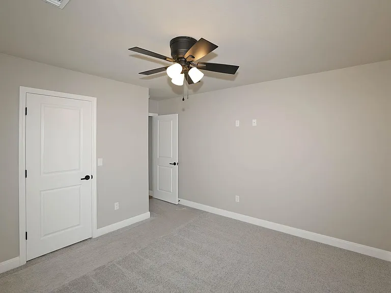 4709 Scotty Dr — Photo 26