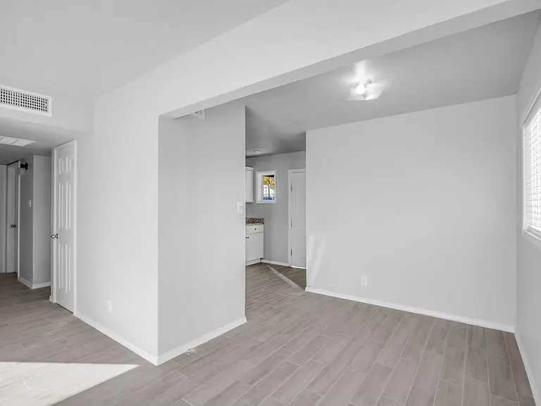 8420 Mount Ranier Dr — Photo 4