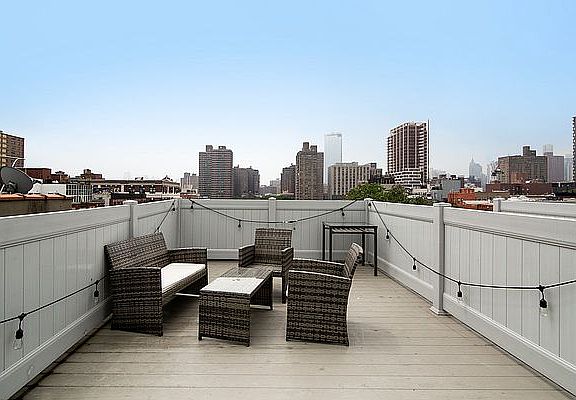 5th image of 195 Stanton St APT 6E2